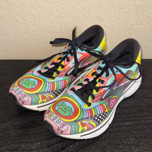 Brooks Wednesday Homes Pride Ghost 15 Multicolor Running Shoes Women’s Size 10 - Picture 1 of 8